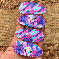 Electric kitty snap clips!