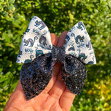 Sweet and spooky black cat bows!