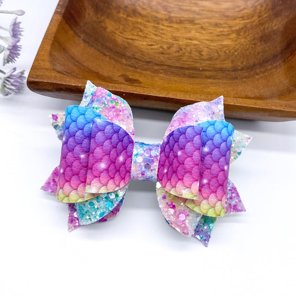 Rainbow mermaid scale Everley bows!