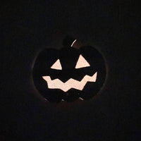 Adorable and super sparkly jack o' lantern snap clips, perfect for Halloween!