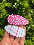 Fun colourful prints or glitter scalloped snap clips!