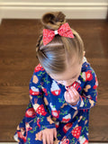 Adorable candy cane heart bows perfect for Christmas!