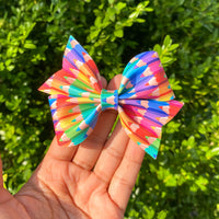 Vibrant pencil crayon print bows!