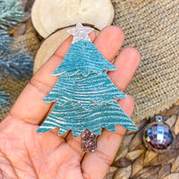 Gorgeous wave glitter layered Christmas tree snap clips!