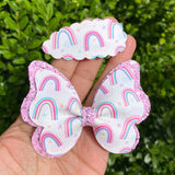 Adorable scalloped snap clips in cute prints and glitters!