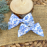 Gorgeous blue and white floral bows!