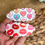 Gorgeous Valentine's Day scalloped snap clips!