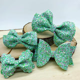 Spearmint chunky glitter bows