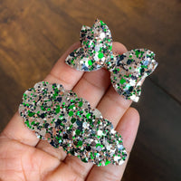 Gorgeous faux leather or chunky glitter snap clips, perfect for St Patrick's Day