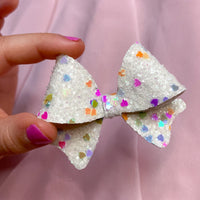 Super sparkly multicolour glitter heart Posie bows!