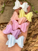 Gorgeous shimmer wave 2" stacked pigtail bows!