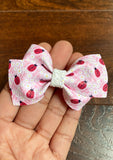 Sweet pink and white ladybug bows!