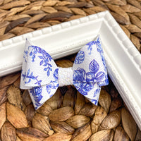 Beautiful blue and white floral bows!