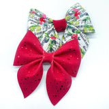 Gorgeous silent night holly bows, perfect for the holidays!
