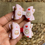Adorable hedgehog heart bows, perfect for Valentine's Day!