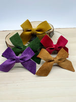 Velvet Lucy bows in lots of beautiful colours!