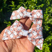 Sweet peachy pink and white boo-tiful ghost bows!