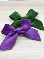 Velvet Lucy bows in lots of beautiful colours!