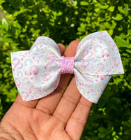 Adorable pastel unicorn print bows!