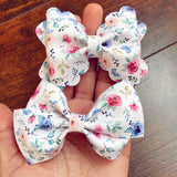 Gorgeous floral bows in many different styles!