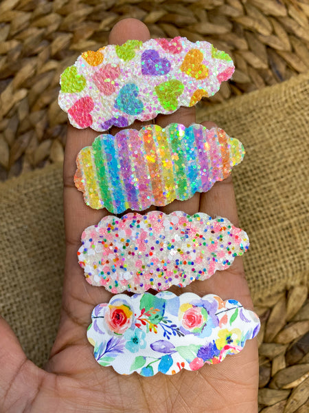 Bright and cheerful snap clips in pretty rainbow colours!