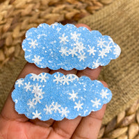 Adorable scalloped snap clips in perfect patterns for winter!