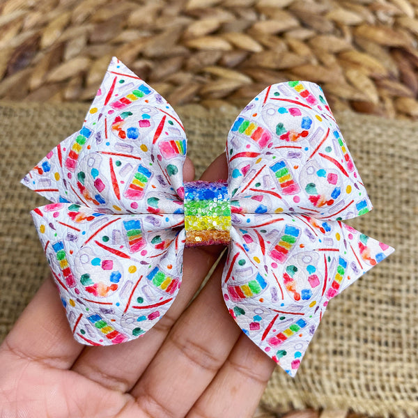 Adorable multicoloured art bows!