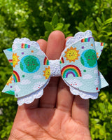 Adorable mother earth print bows!