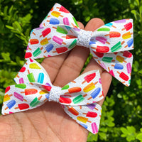 Colourful popsicle print bows, perfect for summer!