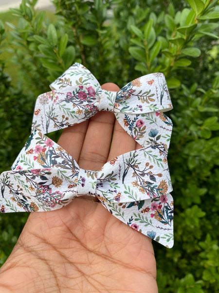 Beautiful wildflower bows!