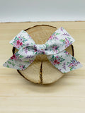 Gorgeous floral bows in many different styles!
