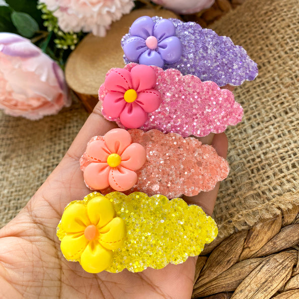 Cute glitter snap clips with matching flower resins!